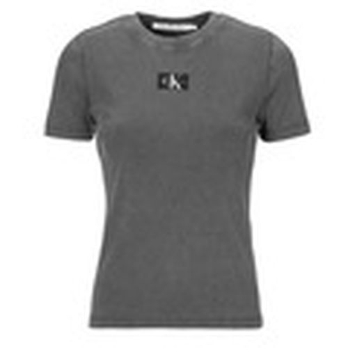 Camiseta LABEL WASHED RIB SLIM TEE para mujer - Calvin Klein Jeans - Modalova