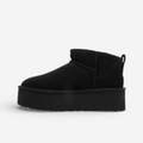Botines Classic Ultra Mini Platform Black para hombre - UGG - Modalova
