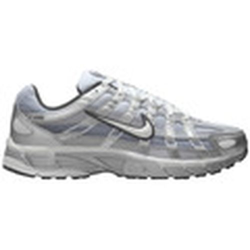 Deportivas Moda P-6000 Metallic Silver Summit White-Wolf Grey para mujer - Nike - Modalova