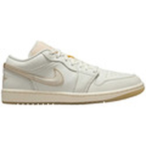Deportivas Moda 1 Low SE Metallic Team Gold (Women's) para mujer - Nike - Modalova