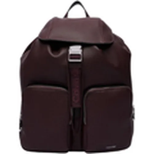 Mochila WEBBING STRAP FLAP B?ACKPACK LV04F3645G para mujer - Calvin Klein Jeans - Modalova