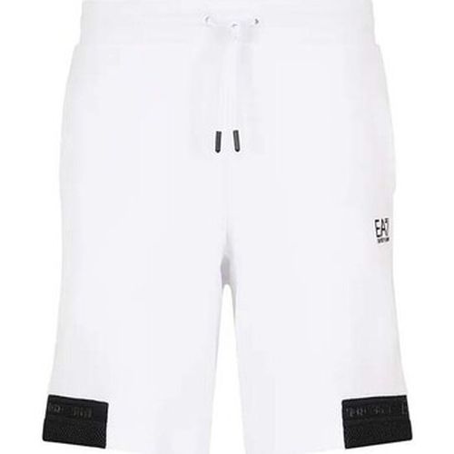 Pantaloni corti Bermuda Uomo Train Logo Series - Emporio Armani EA7 - Modalova