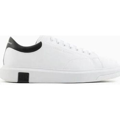 Sneakers Sneakers in pelle con Scritta logo XUX123XV534 - Armani Exchange - Modalova