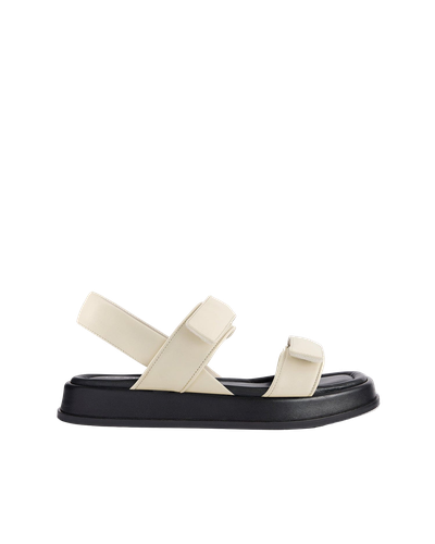 The Sporty Sandal - Butter - ESSEN - Modalova