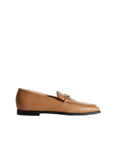 The Modern Moccasin - Tan with hardware - ESSEN - Modalova