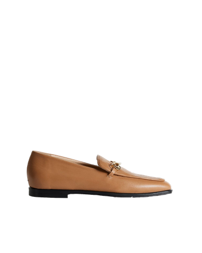 The Modern Moccasin - Tan with hardware - ESSEN - Modalova