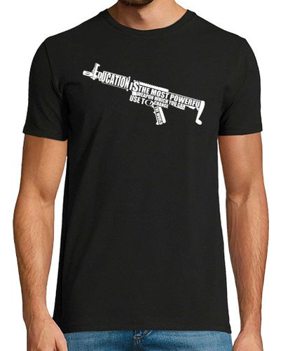 Camiseta La Educación es el Arma más Poderosa que puedes usar para cambiar el Mundo - latostadora.com - Modalova