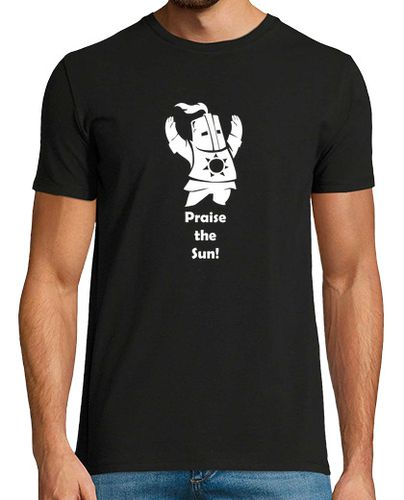 Camiseta Camiseta - Dark Souls - Caballero Solaire - Praise the Sun - blanco - latostadora.com - Modalova