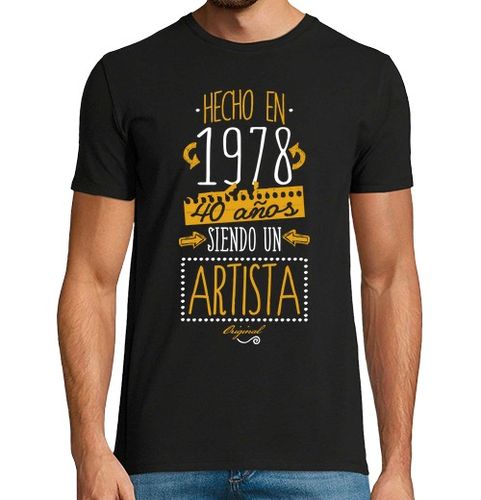 Camiseta Hombre Manga Corta 40 años siendo un artista. 1978 laTostadora - latostadora.com - Modalova