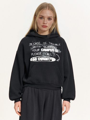 Sudadera negra con capucha y estampado - Cropp - Modalova