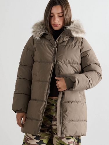 Abrigo acolchado con capucha - Cropp - Modalova