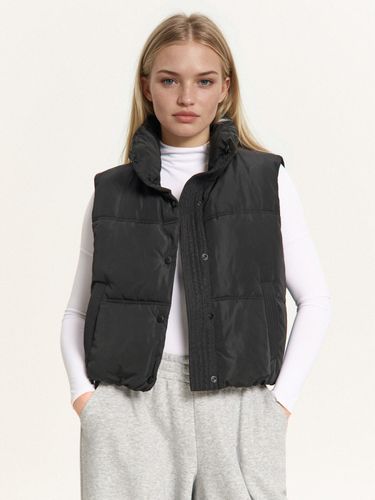 Chaleco acolchado con cuello perkins - Cropp - Modalova