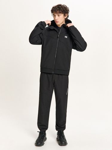 Chaqueta con capucha - Cropp - Modalova
