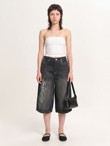 Vaqueros cortos con estampado - Cropp - Modalova