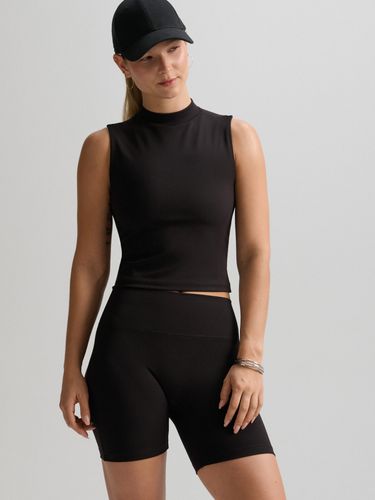 Top con cuello perkins - Cropp - Modalova