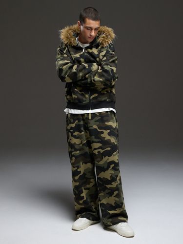 Pantalón de camuflaje - Cropp - Modalova