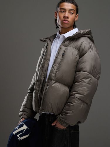 Chaqueta puffer con capucha - Cropp - Modalova