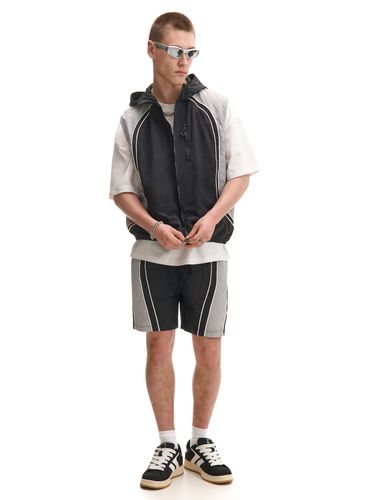 Cropp - Pantalón corto - Negro - Cropp - Modalova