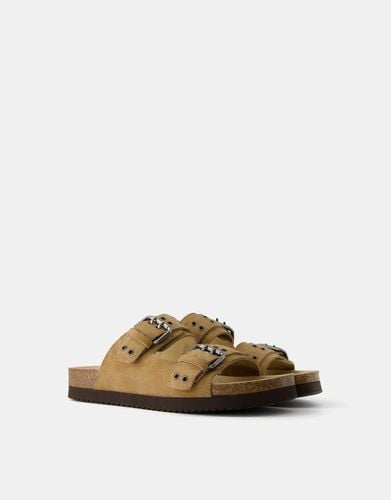 Sandalia Plana Piel Hebillas Hombre 40 - Bershka - Modalova