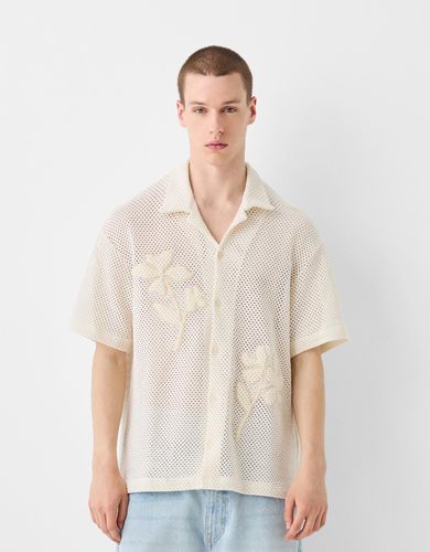 Camisa Manga Corta Estructura Calados Hombre M - Bershka - Modalova