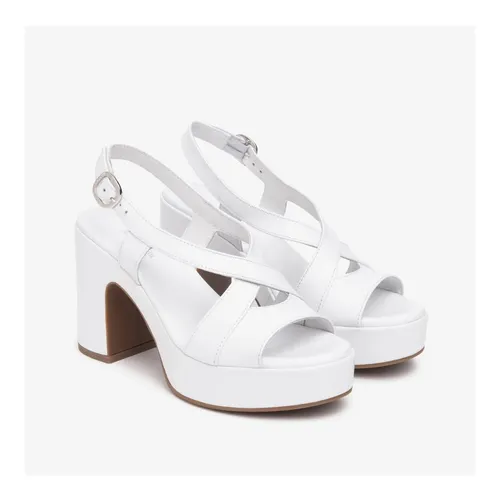 White Leather Sandals - Nerogiardini - Modalova