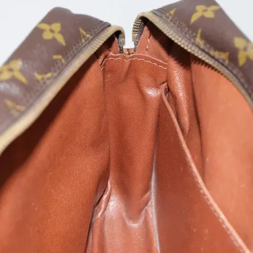 Pre-owned Canvas clutches - Louis Vuitton Vintage - Modalova
