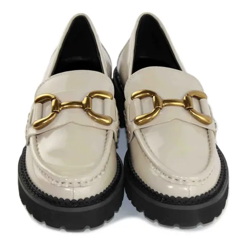 Beige Patent Leather Loafer - Bibi Lou - Modalova