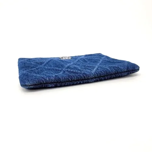 Pre-owned Denim clutches - Chanel Vintage - Modalova