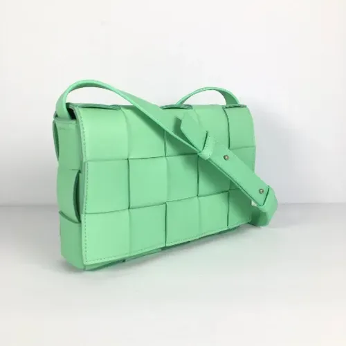 Pre-owned Leather shoulder-bags - Bottega Veneta Vintage - Modalova