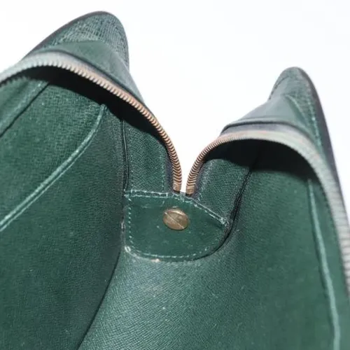 Pre-owned Taiga Clutch Bag - Louis Vuitton Vintage - Modalova