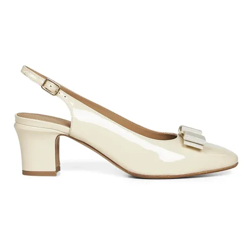 Vara Bow Slingback Pumps - Ferragamo - Modalova
