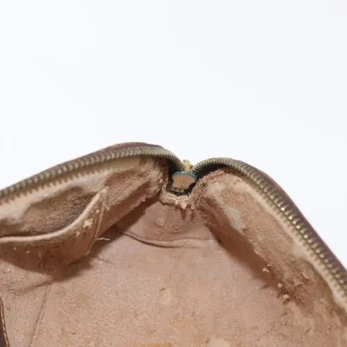 Pre-owned Canvas Clutch - Louis Vuitton Vintage - Modalova