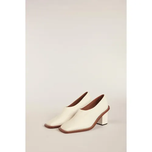 White Square Toe Decolletè with 8cm Heel - Plan C - Modalova