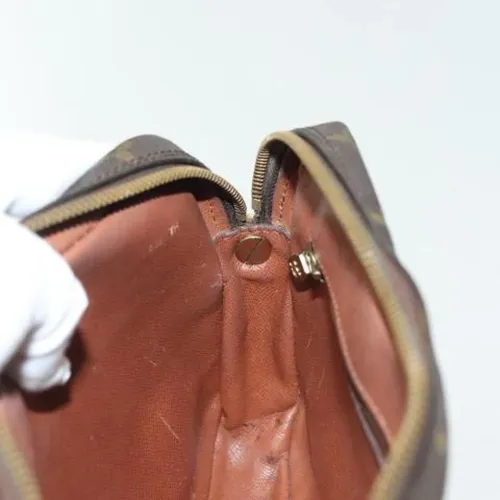 Pre-owned Canvas clutches - Louis Vuitton Vintage - Modalova