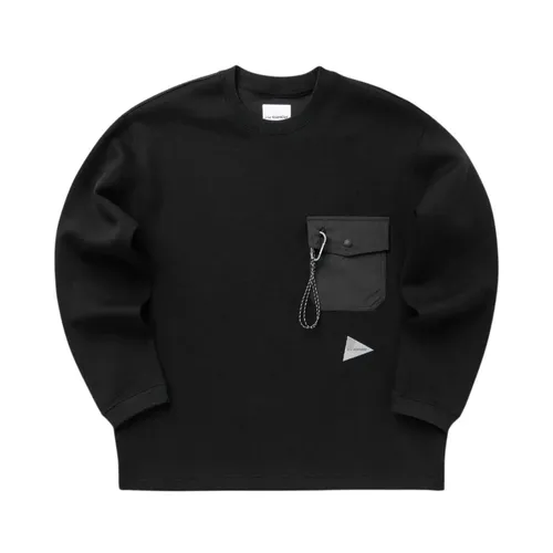 Minimalist Black Sweater - And Wander - Modalova