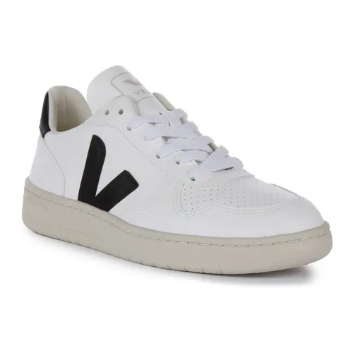 Low Top Trainers - Veja - Modalova