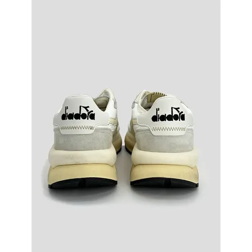 White Sneaker with Grey Suede Toe - Diadora - Modalova