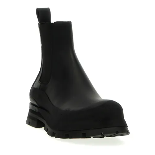 Wander Chelsea Boot - Alexander McQueen - Modalova