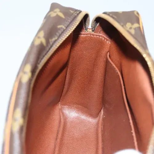 Pre-owned Canvas clutches - Louis Vuitton Vintage - Modalova