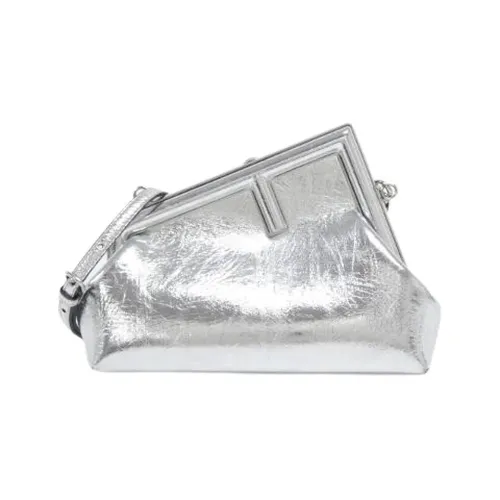 Pre-owned First Leather Shoulder Bag - Fendi Vintage - Modalova
