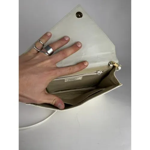 Pre-owned Leather Shoulder Bag - Givenchy Pre-owned - Modalova