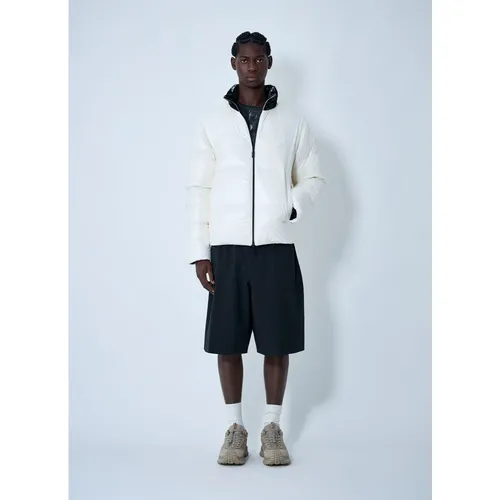 Throttle Short Down Jacket - Moncler - Modalova