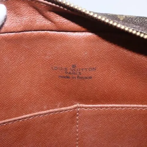Pre-owned Canvas Clutch - Louis Vuitton Vintage - Modalova