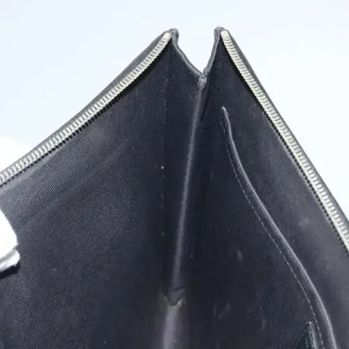 Pre-owned Leather clutches - Louis Vuitton Vintage - Modalova
