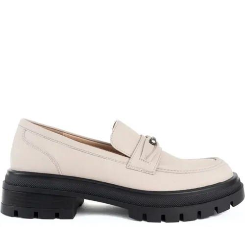 Beige Elegant Closed Loafers - Santino Milano - Modalova