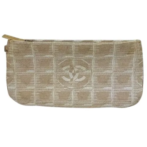 Pre-owned Nylon Clutch - Chanel Vintage - Modalova
