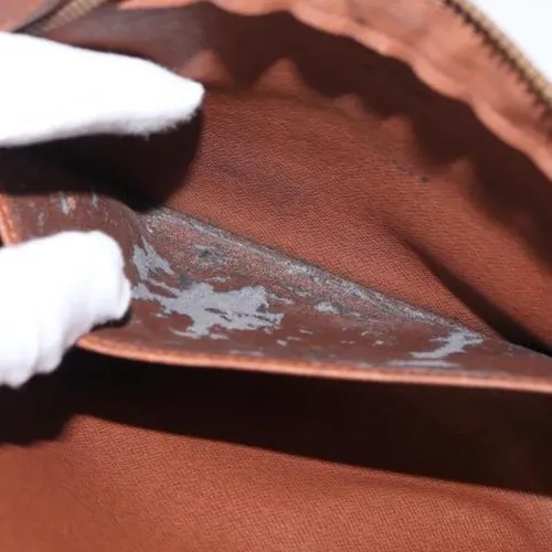 Pre-owned Canvas Clutch - Louis Vuitton Vintage - Modalova