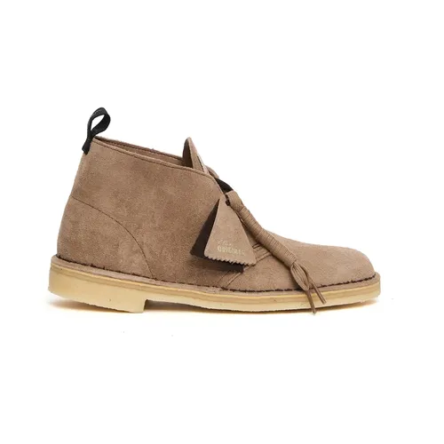 Beige Suede Desert Boot - Clarks - Modalova