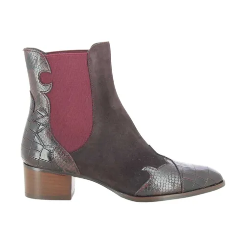 Shoes > Boots > Heeled Boots - - Pertini - Modalova