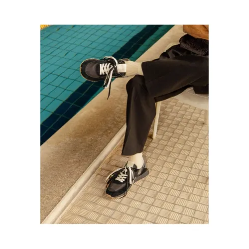 Rush Sneakers - Ghoud - Modalova